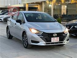 نيسان فيرسا